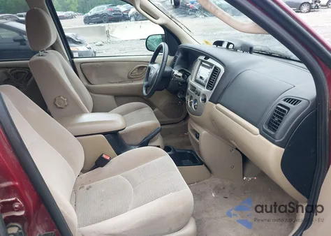 2004 Mazda Tribute Lx V6 z USA, uszkodzony, nr VIN 4F2CZ04104KM17442